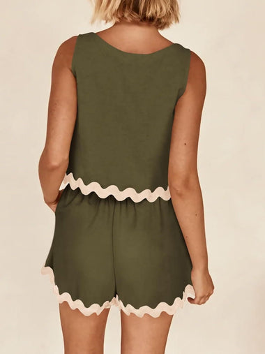 Contrast Trim Sleeveless Top and Shorts Set - Trend Inspo